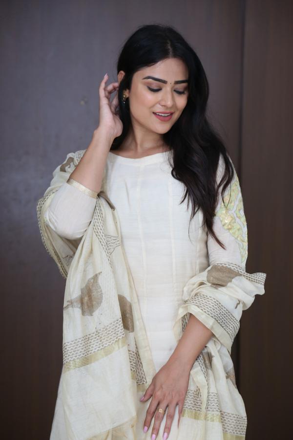 priyanka-sharma-stills-7.jpg