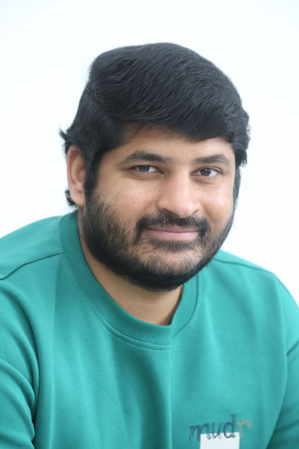 producer-deeraj-mogili-interview-at-ambajipeta-marriage-bandu-6.jpg