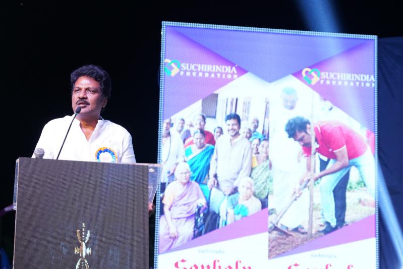prof-aruna-roy-receives-sankalp-kiron-puraskar-4.jpg