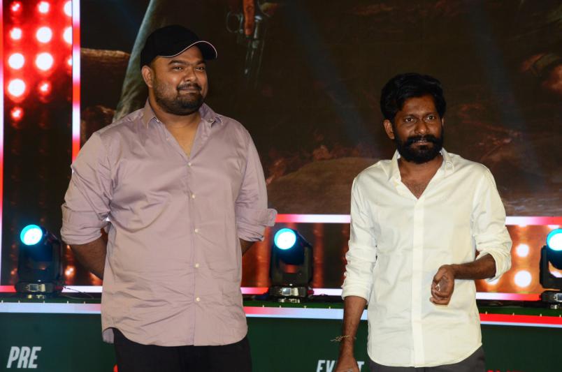 pushpa-pre-release-event-7.jpg