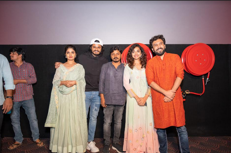 pushpaka-vimanam-team-press-meet-3.jpg