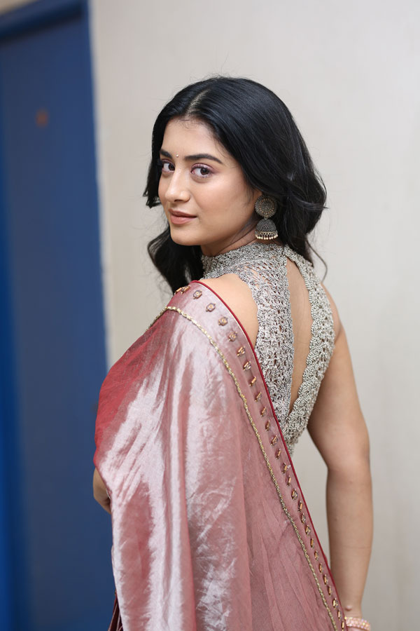 raashi-singh-stills-2-11.jpg