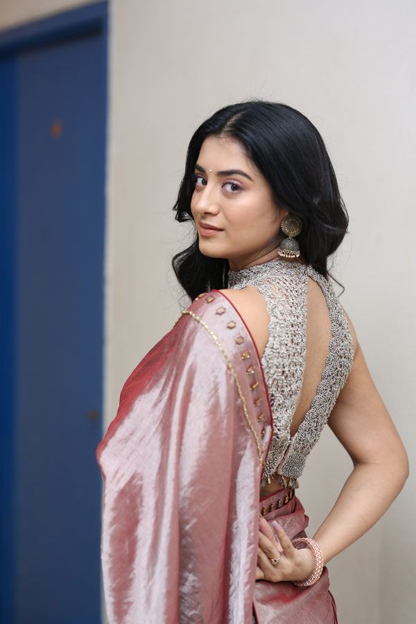 raashi-singh-stills-2-12.jpg