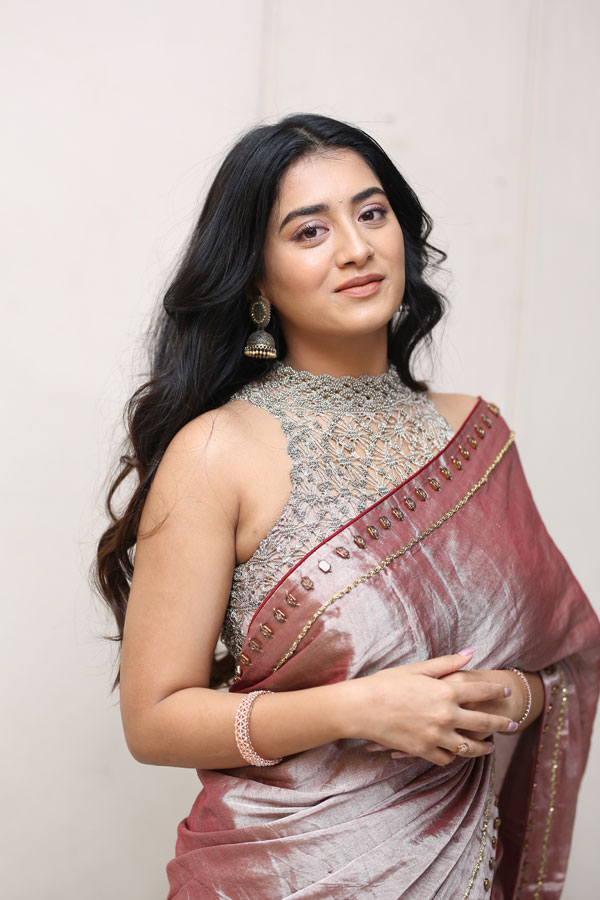 raashi-singh-stills-2-13.jpg