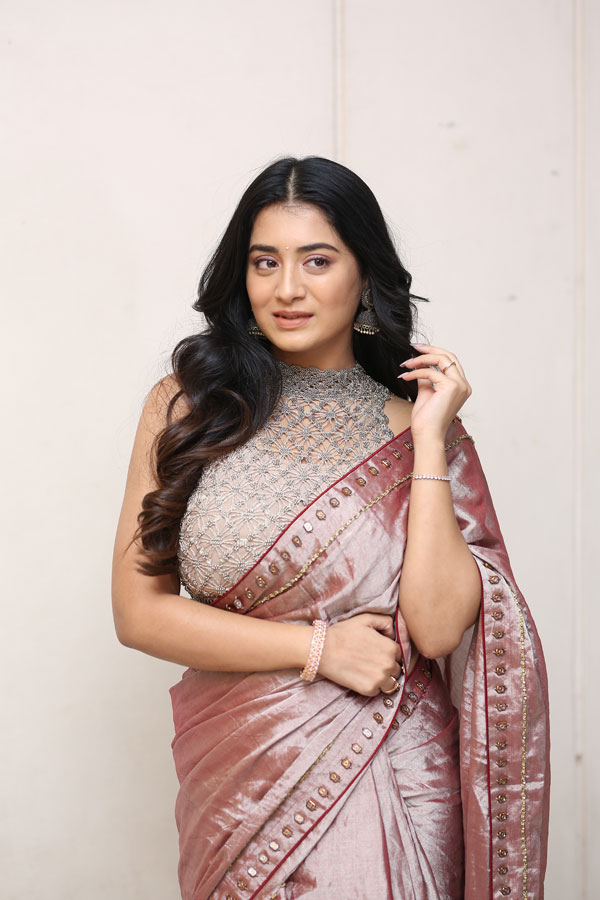 raashi-singh-stills-2-6.jpg