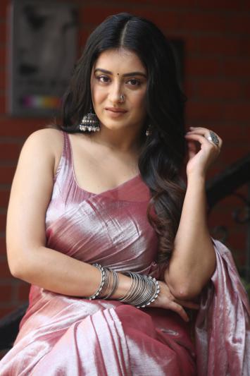 raashi-singh-stills-3-20.jpg
