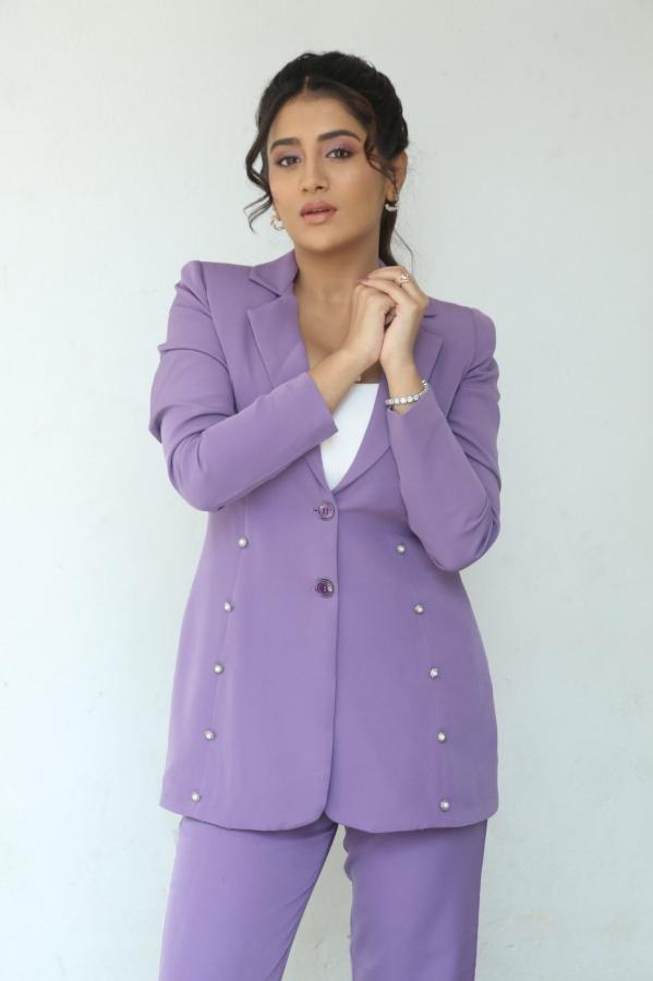 raashi-singh-stills-4-13.jpg