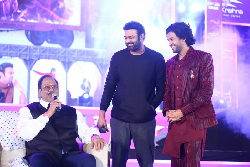 radhe-shyam-pre-release-event-2-8.jpg