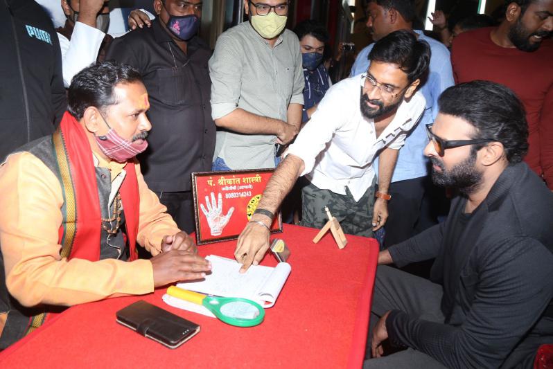 Radhe Shyam Trailer Launch in Mumbai