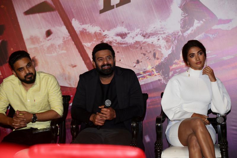 radhe-shyam-trailer-launch-in-mumbai-11.jpg