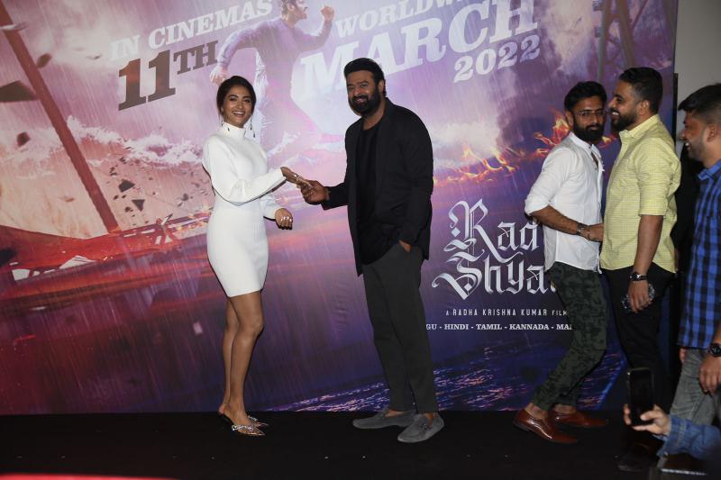 radhe-shyam-trailer-launch-in-mumbai-19.jpg