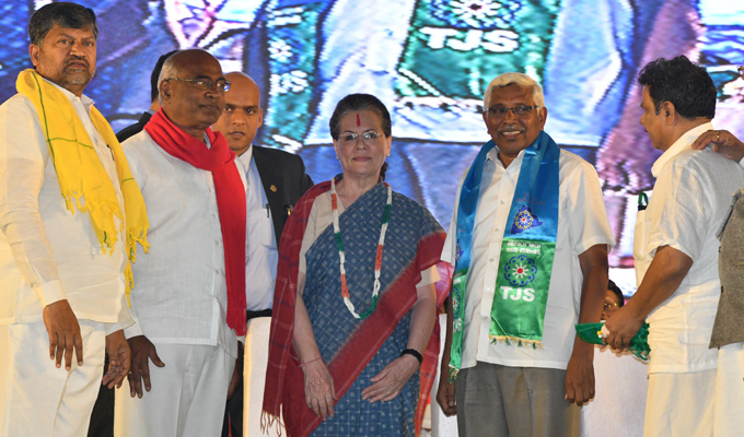 rahulsonia2.jpg