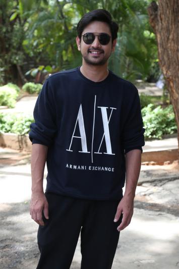 raj-tarun-stills-2-2.jpg