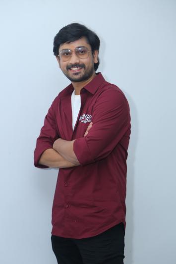 raj-tarun-stills-4.jpg