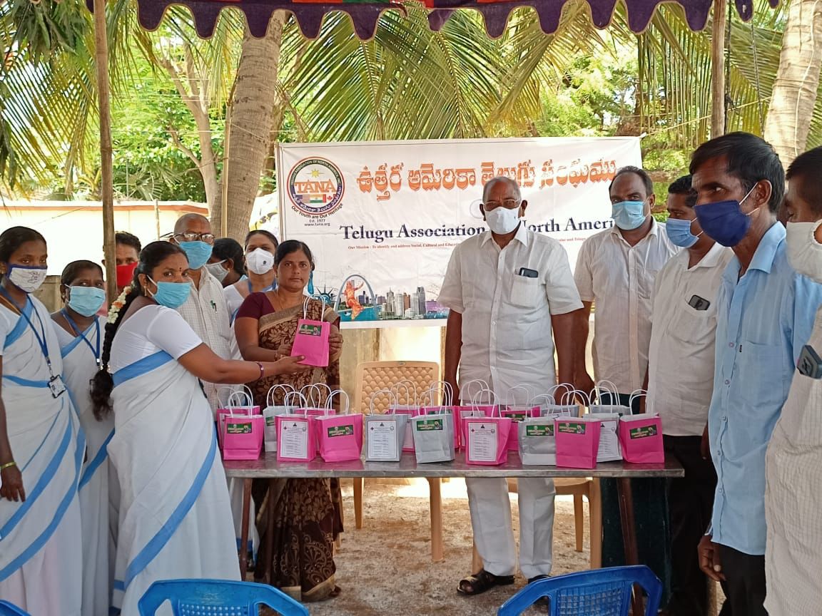 raja-kasukurti-donates-medical-kits-7.jpg