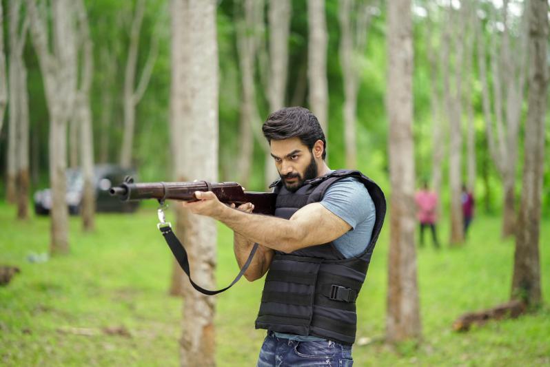 raja-vikramarka-movie-stills-2-2.jpg