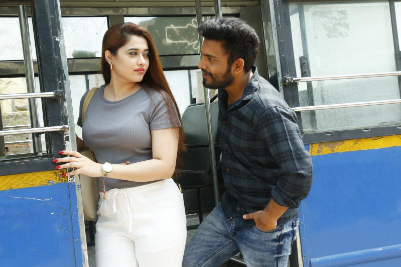 raju-yadav-movie-stills-2.jpg