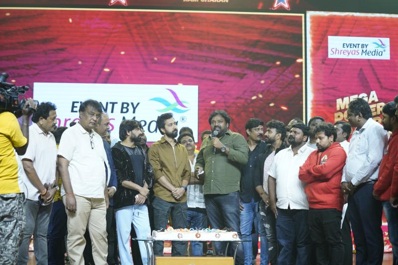 ram-charan-birthday-celebrations-2-17.jpg