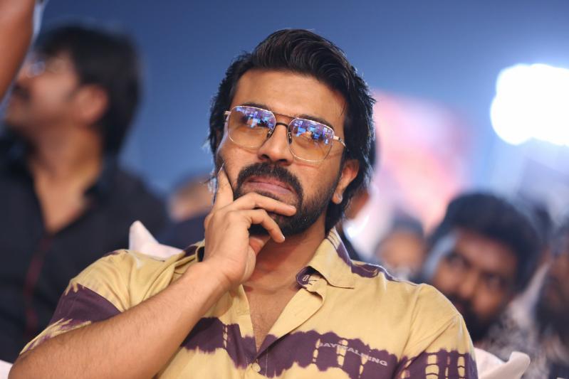 ram-charan-stills-3-7.jpg