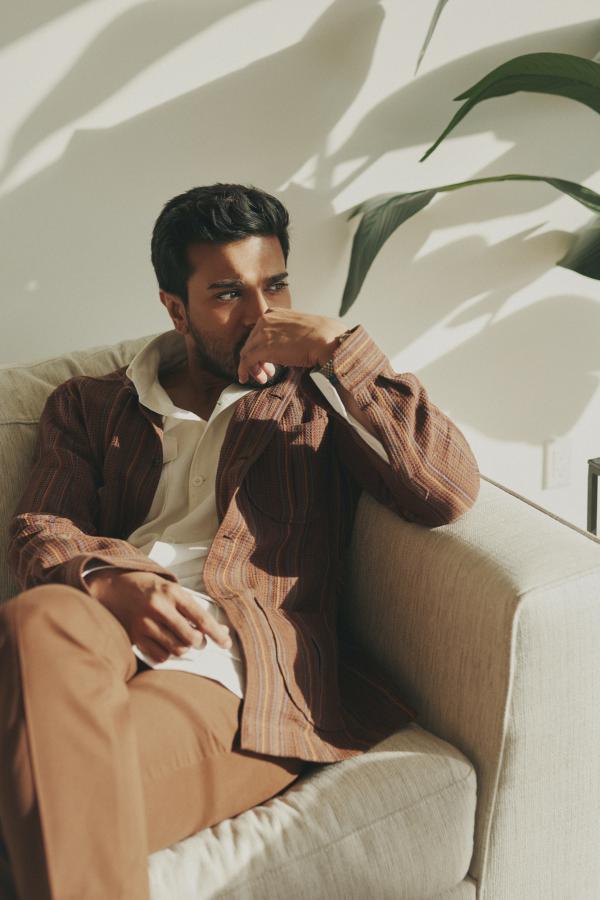 ram-charan-stills-4-2.jpg