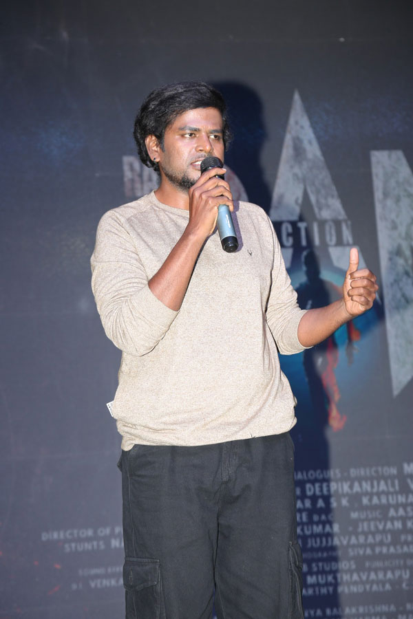 ram-movie-pre-release-event-12.jpg