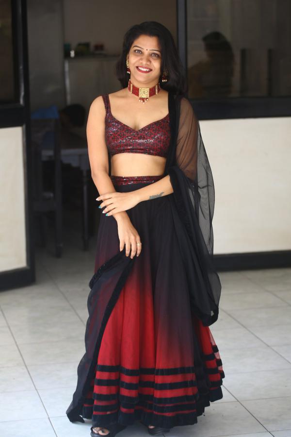 ramya-raj-stills-13.jpg