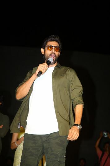 rana-stills-4-3.jpg