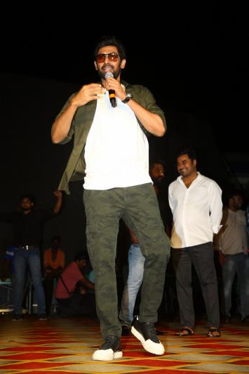 rana-stills-4-6.jpg