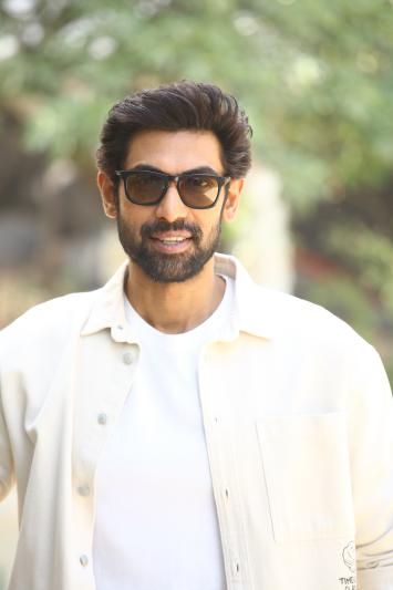 Rana Stills