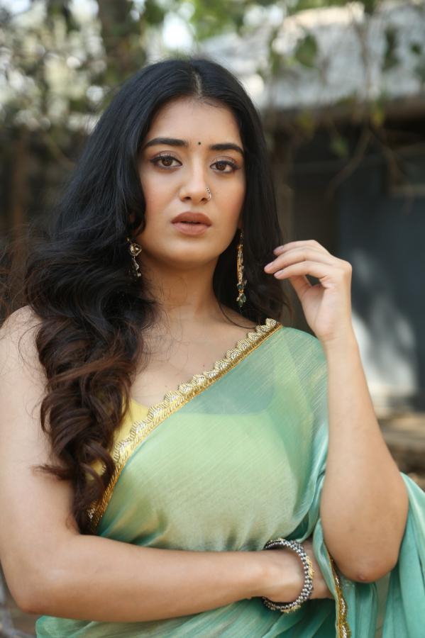 rashi-singh-stills-3-7.jpg