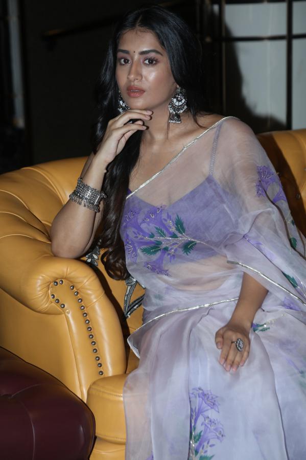 rashi-singh-stills-4-16.jpg