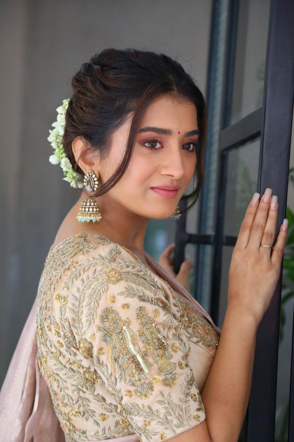 rashi-singh-stills-5-7.jpg