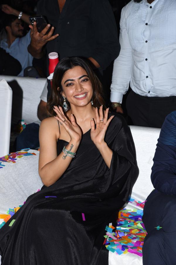 rashmika-mandanna-stills-2-10.jpg