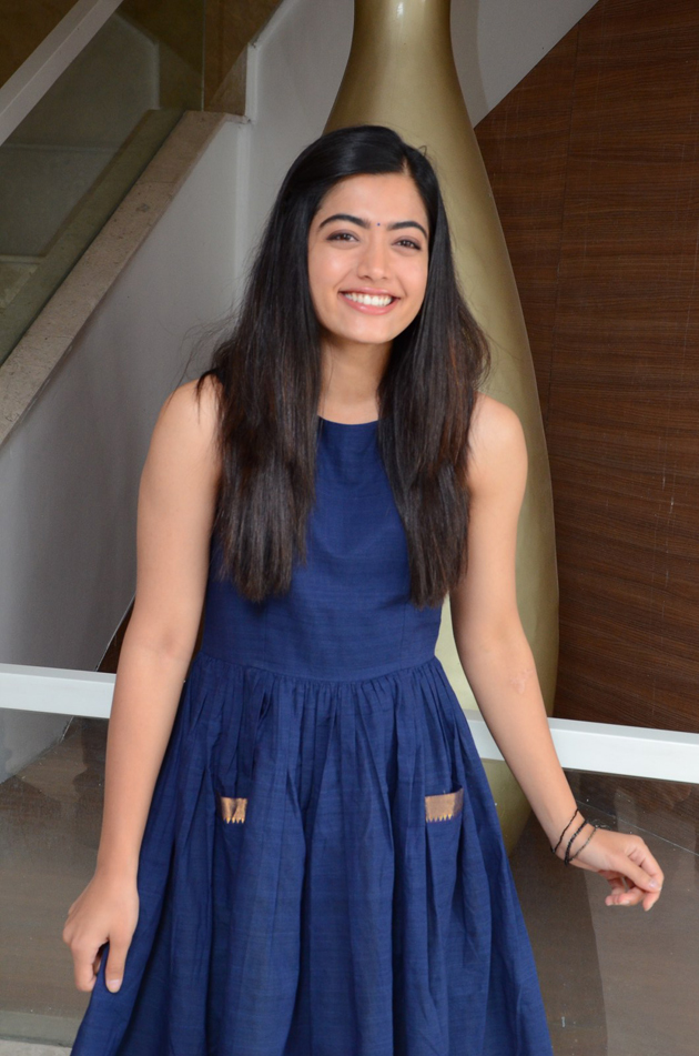 rashmika3.jpg
