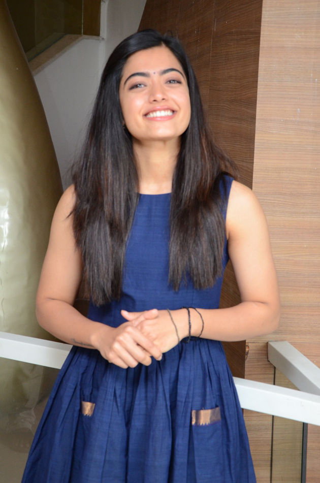 rashmika5.jpg