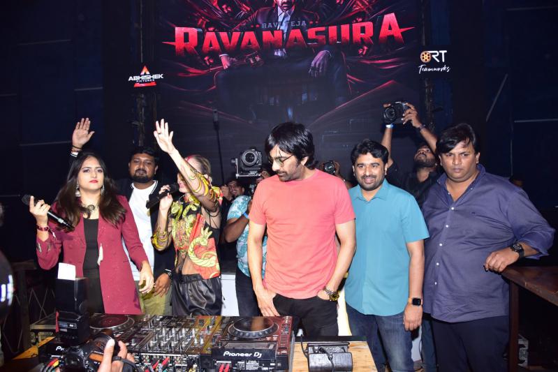 ravanasura-movie-song-launch-8.jpg