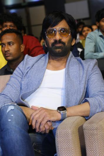 ravi-teja-stills-2-4.jpg