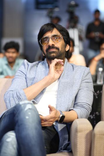 ravi-teja-stills-2-8.jpg