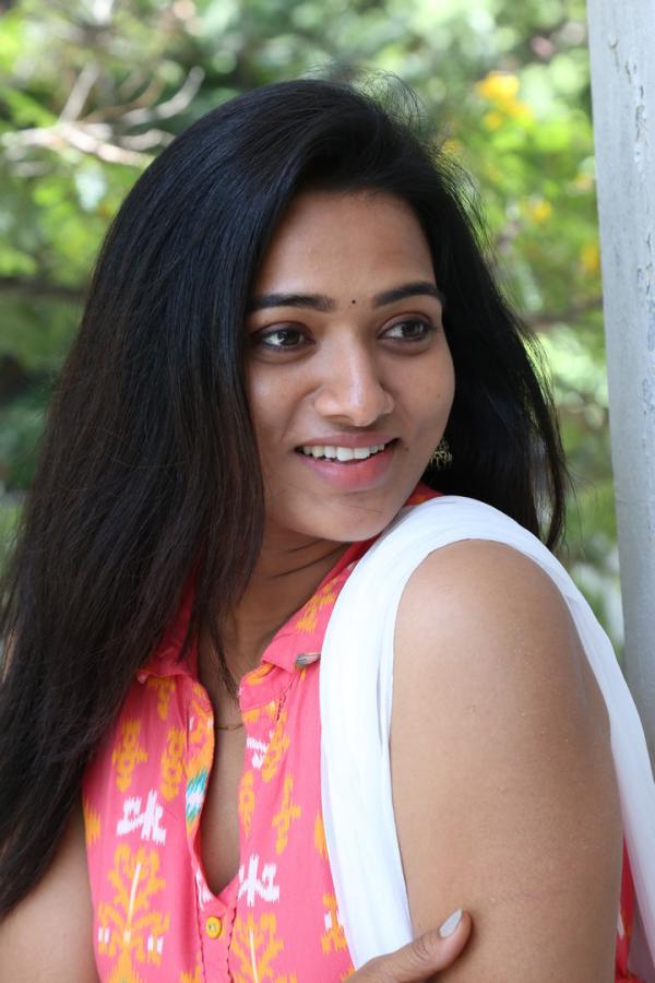 Rekha Nirosha Stills