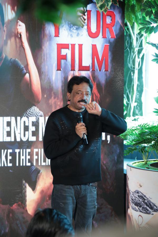 rgv-press-meet-2.jpg