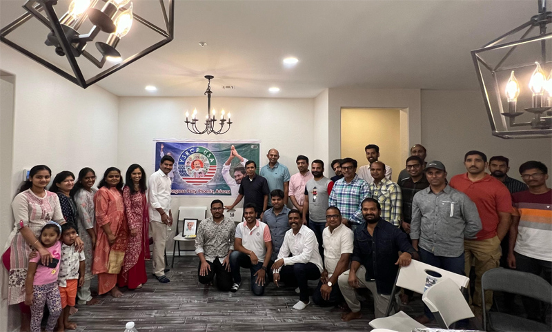 Rich tributes paid to YSR by YSRCP Phoenix Committee