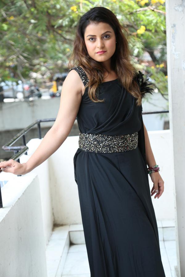 richa-kalra-stills-13.jpg