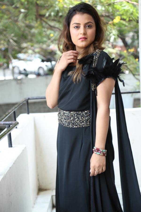 richa-kalra-stills-15.jpg