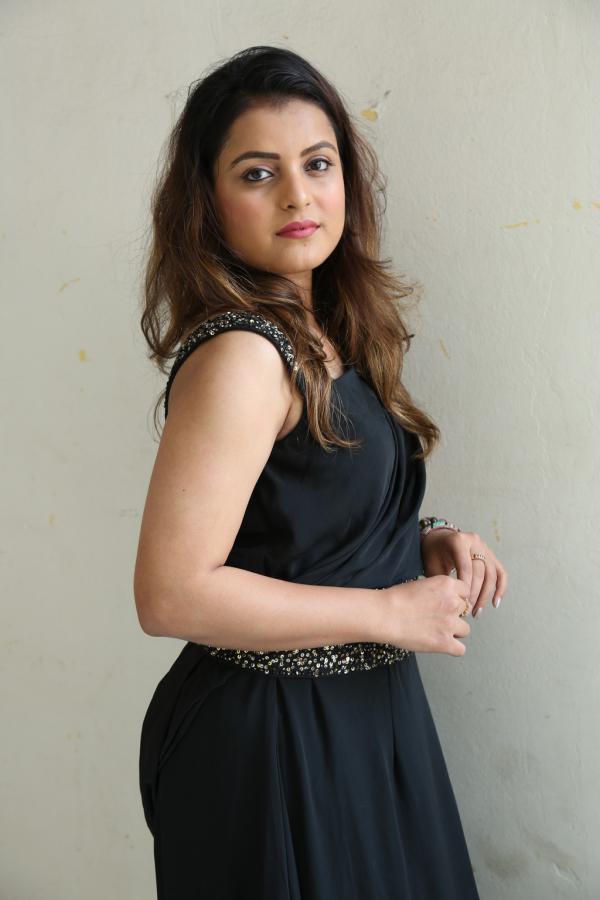 richa-kalra-stills-18.jpg