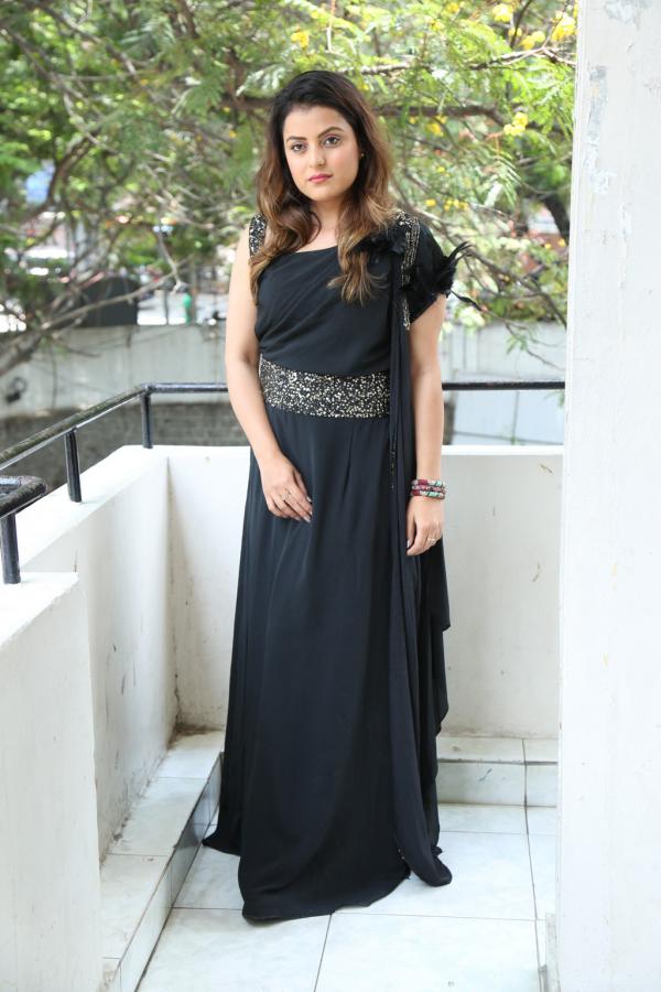 richa-kalra-stills-19.jpg