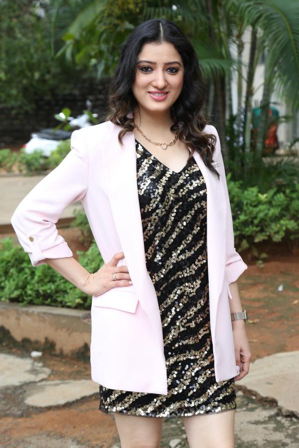 richa-panai-stills-3-7.jpg
