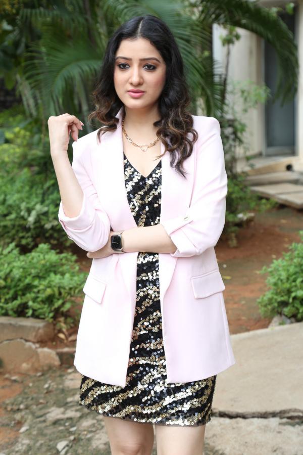 richa-panai-stills-3-9.jpg