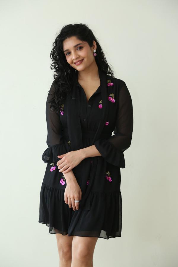 rithika-singh-stills-15.jpg