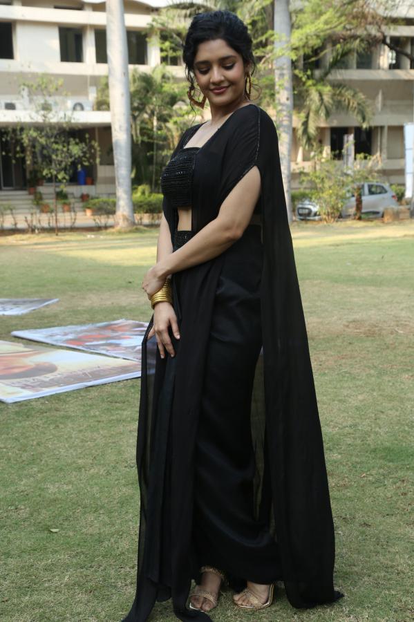 rithika-singh-stills-2-20.jpg