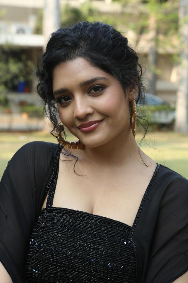 rithika-singh-stills-2-23.jpg